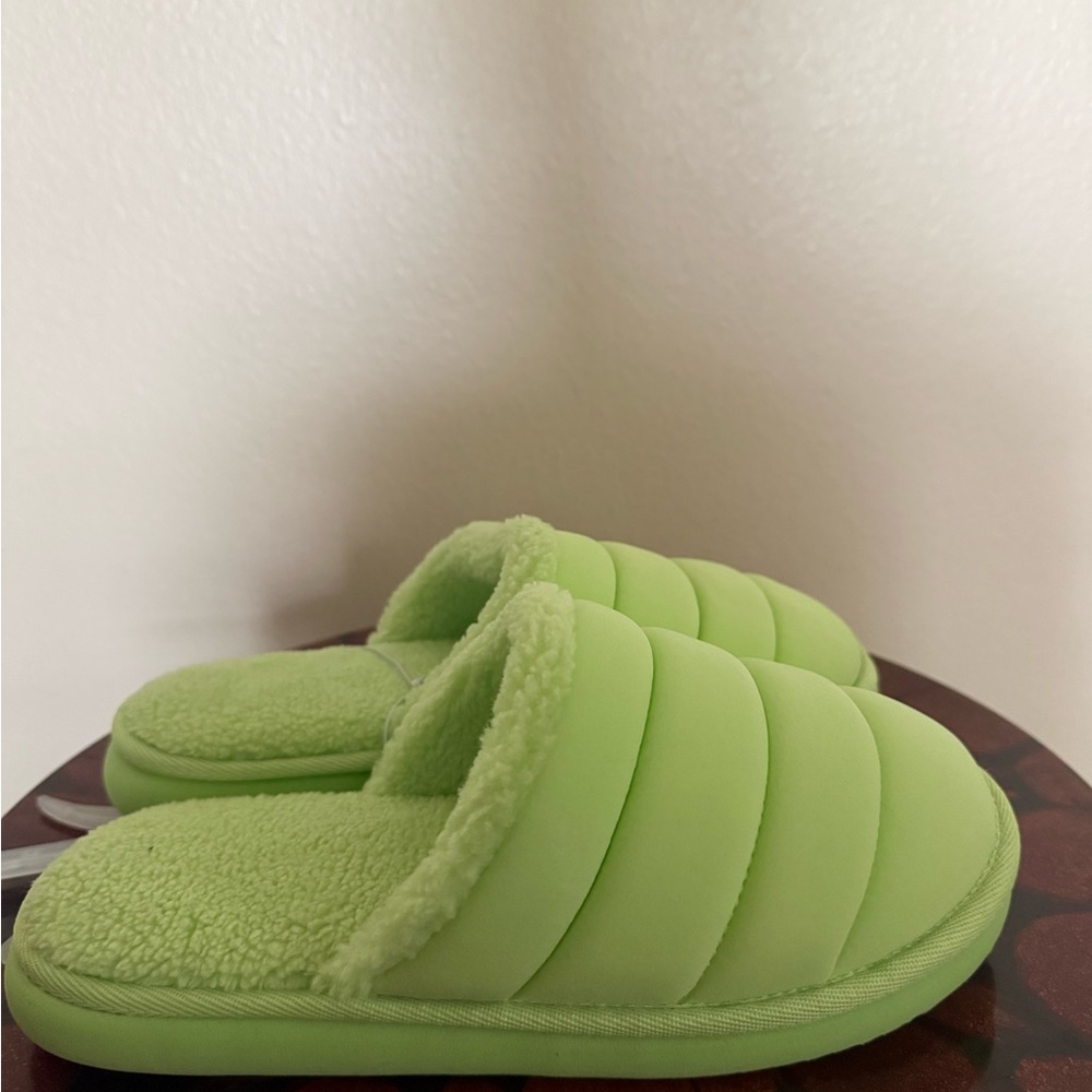 Kids' Charlie Puffer Slide Slippers Lime Green - Wondershop - SIZE L (4/5)